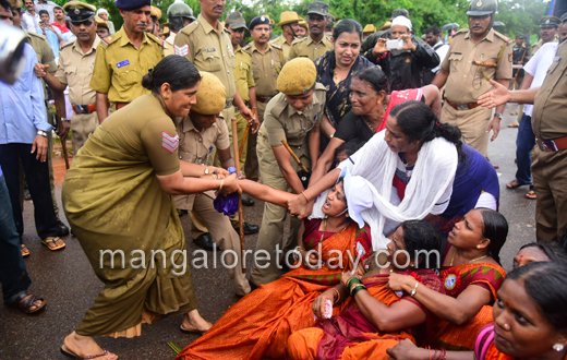 Yettinahole protest in uppinangady